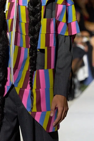 Look 98